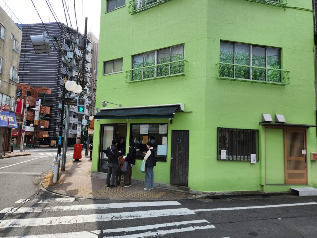 メンドコロ キナリ 外観