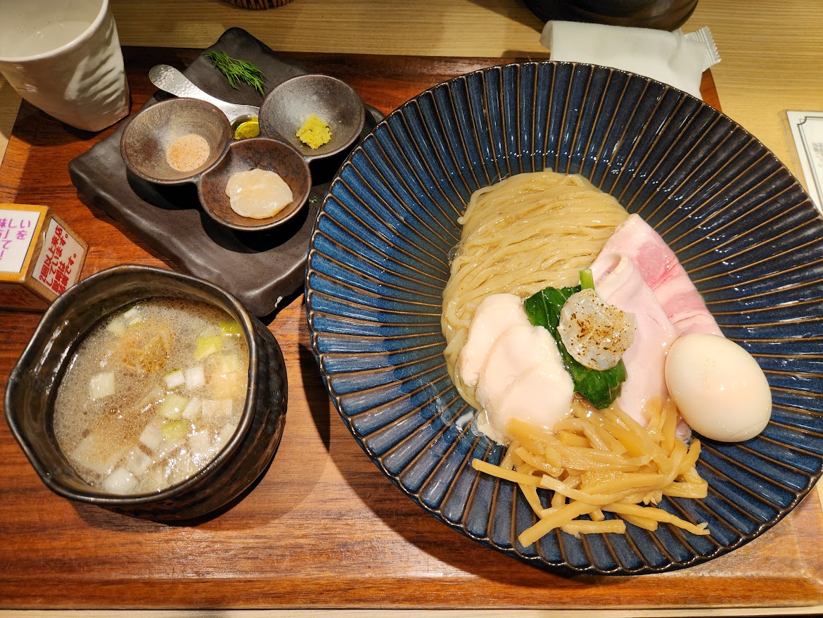 特製帆立の昆布水つけ麺黒