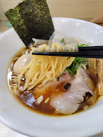 38.魁星 ワンタン醤油 麺