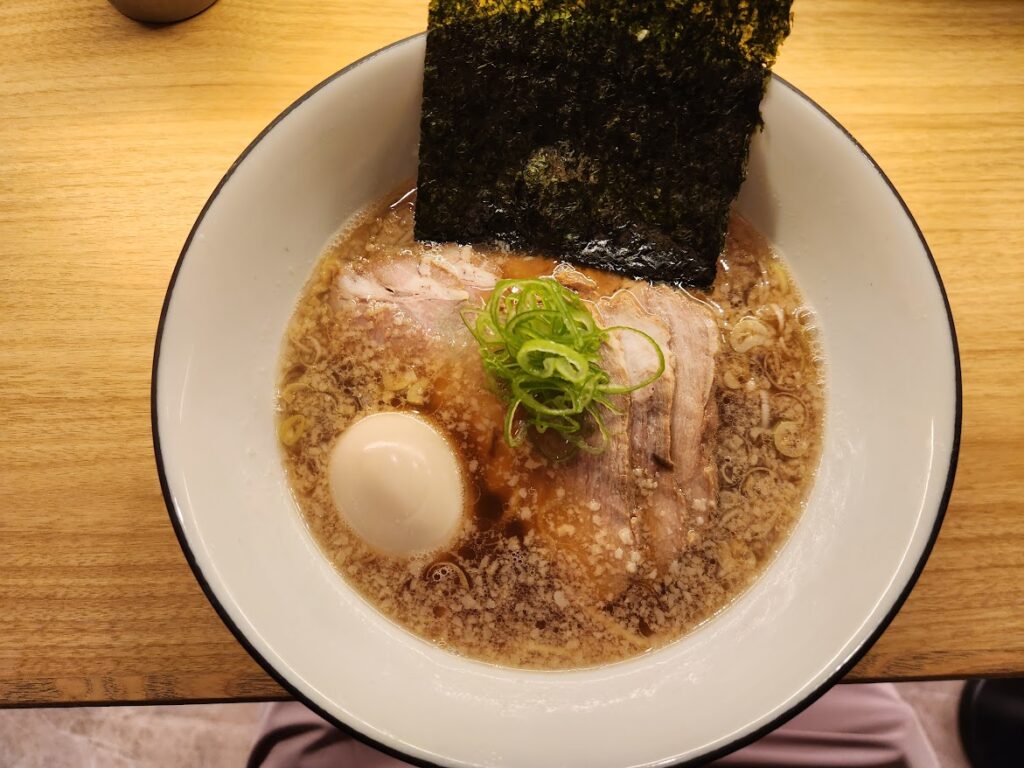 味玉醤油ラーメン