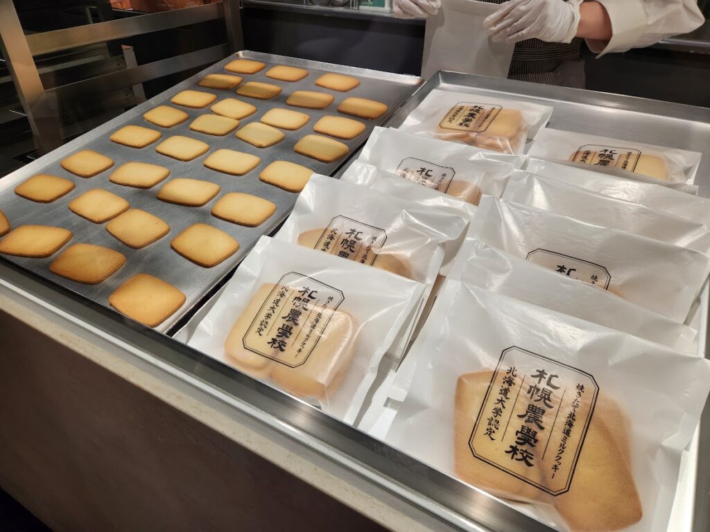 19.札幌農学校ファクトリー店_焼きたてクッキー.jpg
