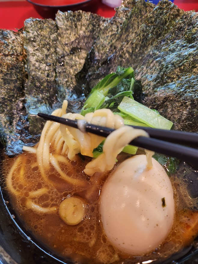 46.吉村家_麺.jpg